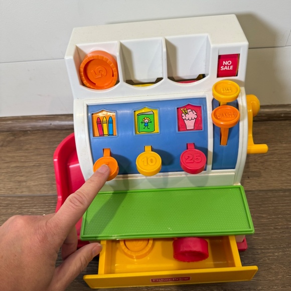 Vintage Fisher Price Cash Register, Working Bell, Functional Buttons, 5 Coins - Picture 5 of 14